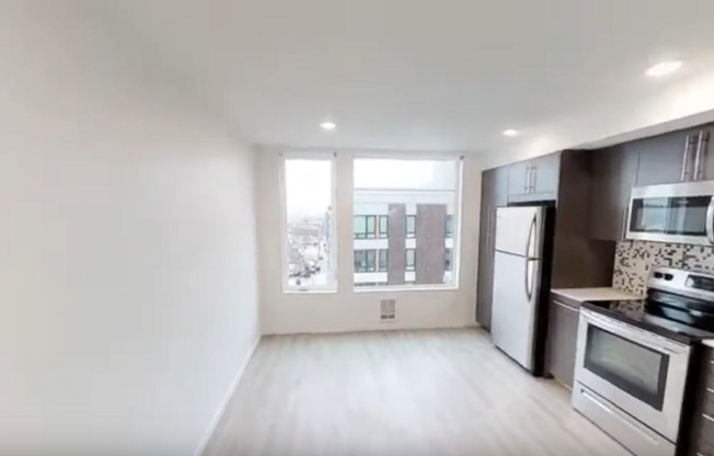 Studio, 1 bath, 272 sqft, $1,350, Unit 711