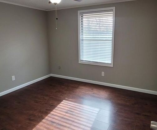 1 bed, 1 bath, 576 sqft, $1,150, Unit 164