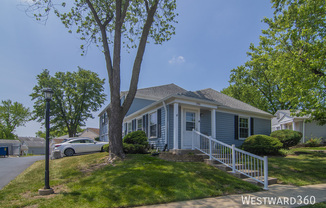 1290 PLEASANT AVE
