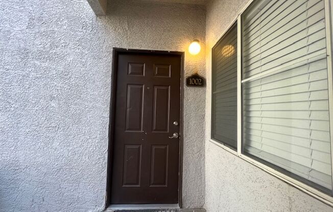 2 beds, 2 baths, $1,400