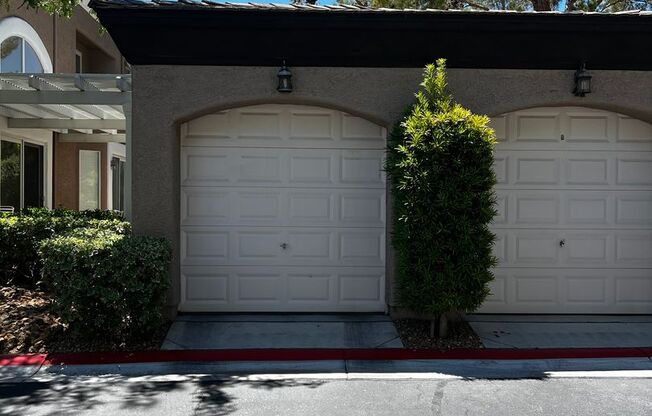 Summerlin Condo - Gated - Community Pool 2 Car Garage - 500 Off First Months Rent