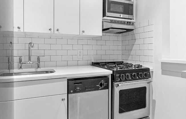 27 W 16 ST