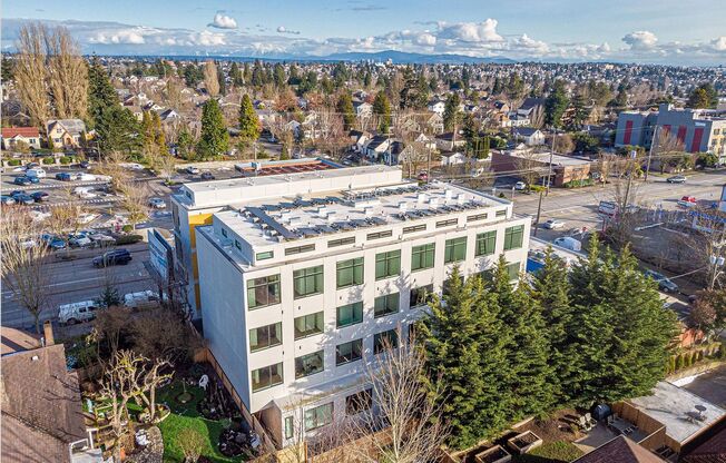 Studio, 1 bath, 249 sqft, $1,145, Unit 112