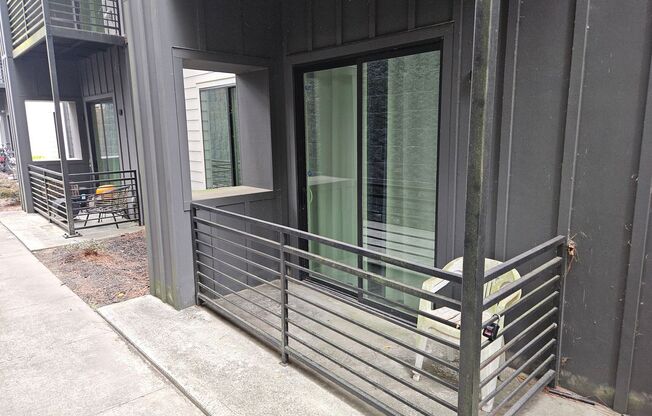 1 bed, 1 bath, $1,695, Unit Unit 107