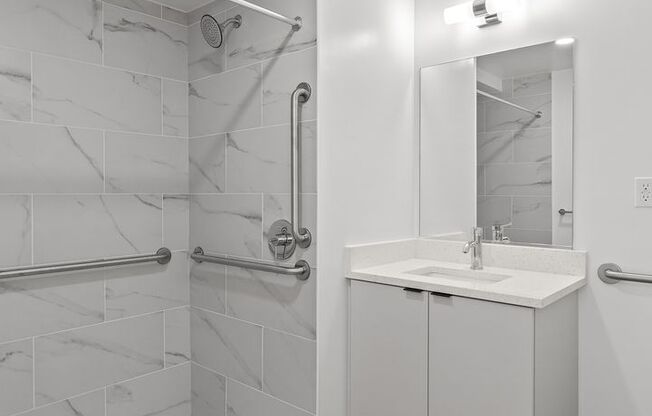 2 beds, 1 bath, 515 sqft, $2,800, Unit 1400-302