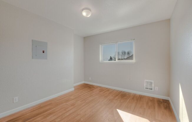 1 bed, 1 bath, 550 sqft, $1,595, Unit 401