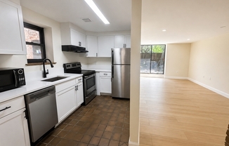 84 Gainsborough St 204