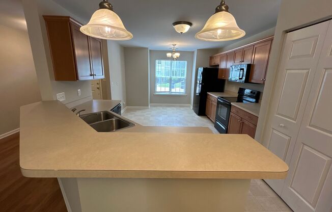 Beautiful 4 Bedroom | 3.5 Bedroom Raleigh Townhome