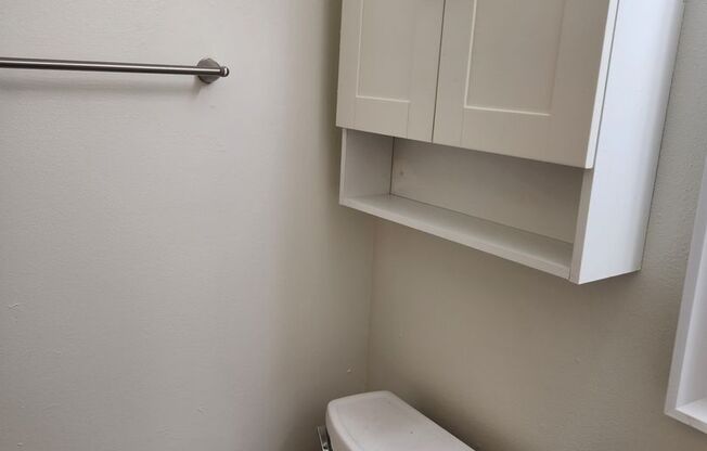 3 beds, 1.5 baths, 1,100 sqft, $1,500, Unit 3263A