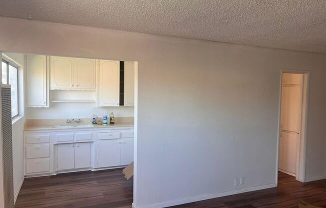 4928 E. 60th Pl Maywood, CA 90270