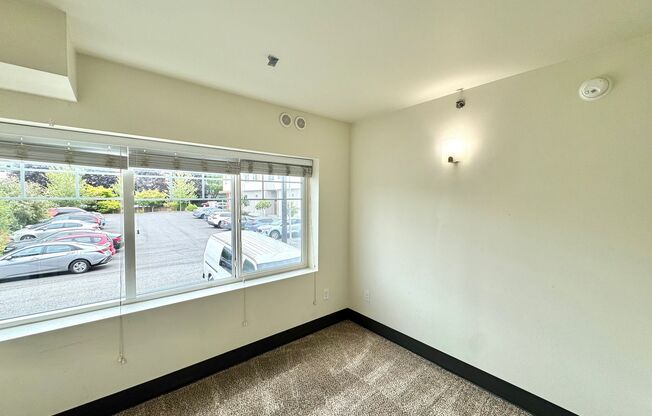 1 bed, 1 bath, 350 sqft, $1,150, Unit 216