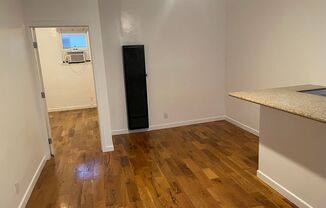 1 bed, 1 bath, $1,650, Unit 29-205