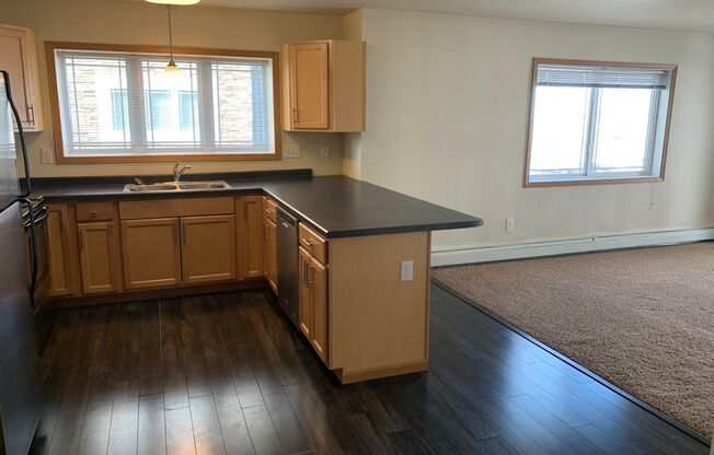 1 bed, 1 bath, 718 sqft, $985, Unit 621-310
