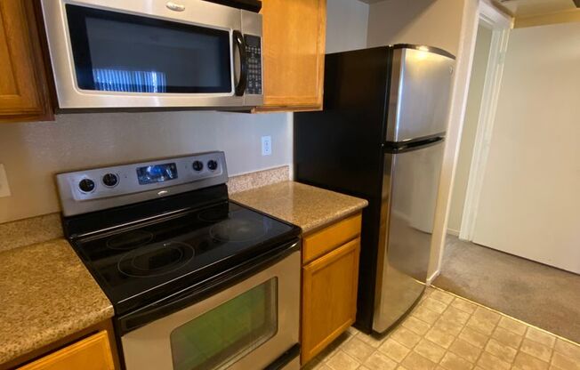 2 beds, 2 baths, $1,525