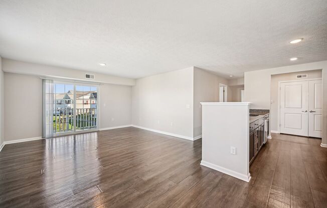 2 beds, 2 baths, 1,210 sqft, $1,990, Unit 13-6244