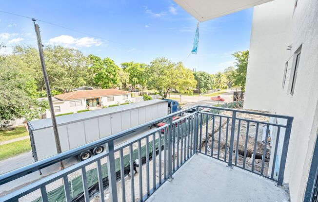 2 beds, 2 baths, 901 sqft, $2,769, Unit 210