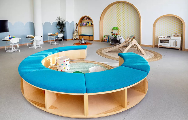 2 beds, 2 baths, $9,000, Unit 9A