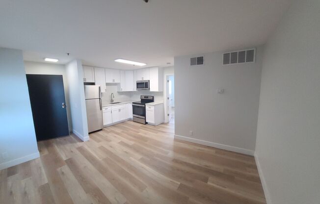 1 bed, 1 bath, 600 sqft, $1,795