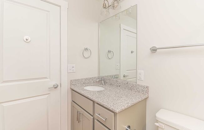 2 beds, 2 baths, 806 sqft, $1,725, Unit Unit 805