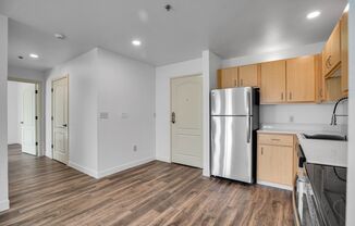1 bed, 1 bath, 591 sqft, $1,949, Unit 102