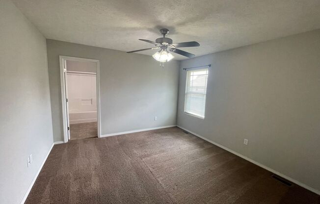 3 beds, 2 baths, $1,595