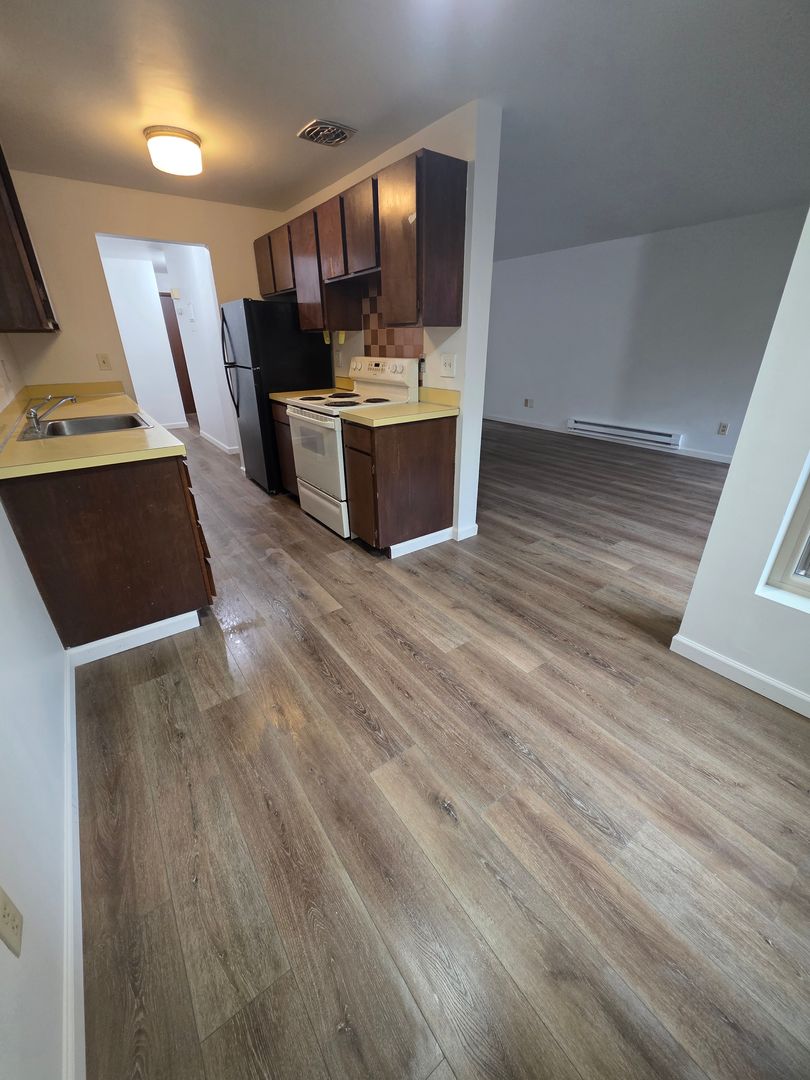 A925 - Woodhaven Apartments