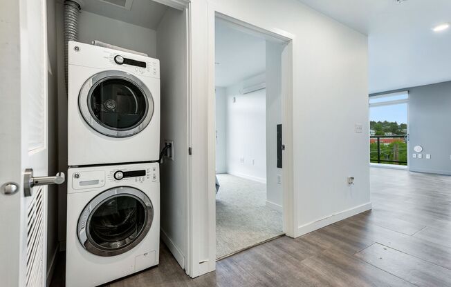 1 bed, 1 bath, 648 sqft, $1,995, Unit 604