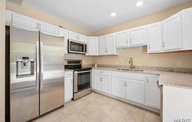 3 beds, 1 bath, 1,292 sqft, $1,900, Unit Tesson ferry Road- 9743