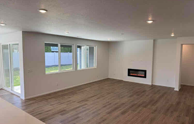 115 W PHEASANT BLF AVE