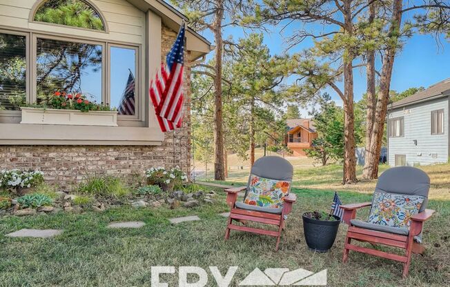 Fully Furnished Luxury Rental in Beautiful Colorado Foothills