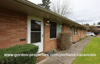 NE 65th Ave - 1 bedroom apartment with newly remodeled kitchen & bath