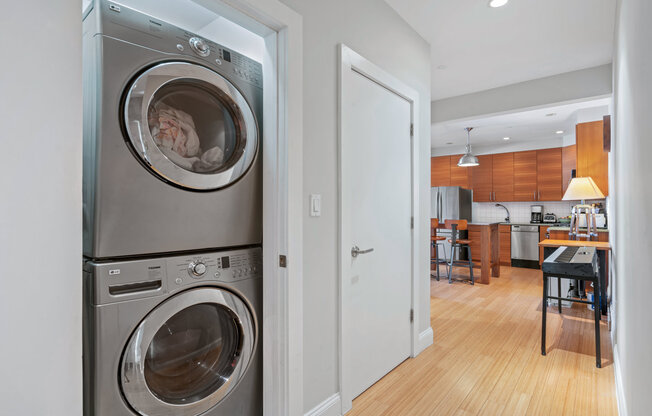 11 TERRACE PL