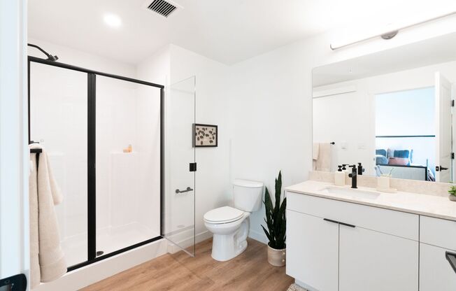 2 beds, 2 baths, 1,035 sqft, $1,995, Unit 21113 - 225