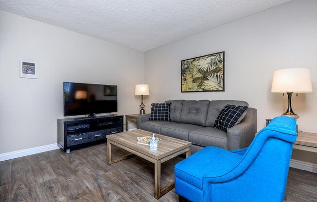 1 bed, 1 bath, 450 sqft, $1,842, Unit Unit 014
