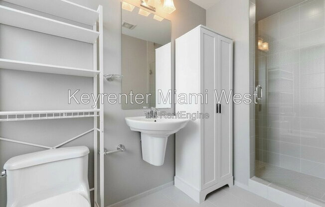 3 beds, 4 baths, 2,734 sqft, $8,500, Unit Apartment 3800