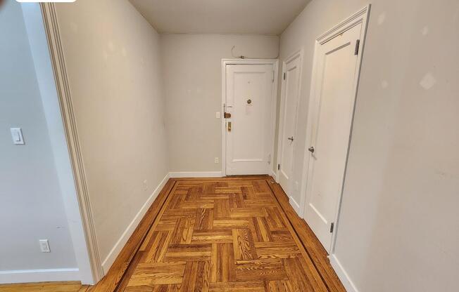 1 bed, 1 bath, 690 sqft, $3,046, Unit 32F
