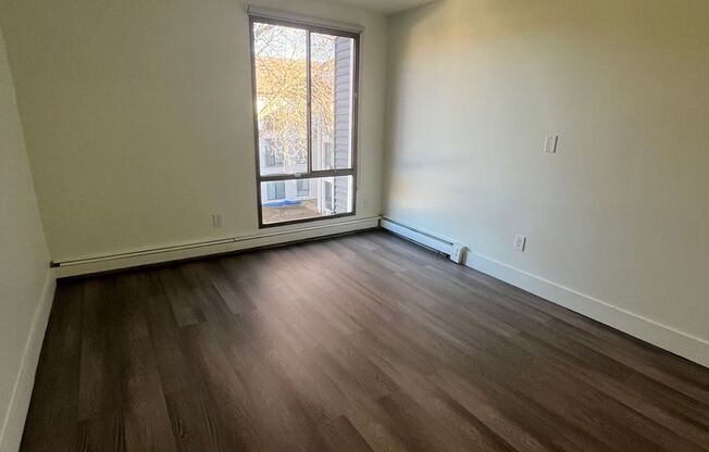 2 beds, 1.5 baths, 950 sqft, $1,545, Unit 306W