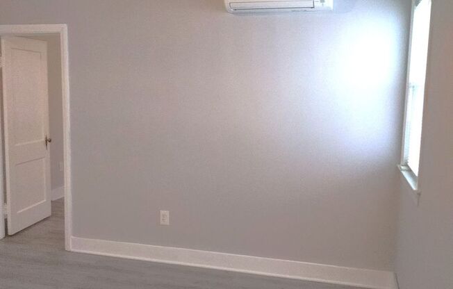 Harborview Apartments