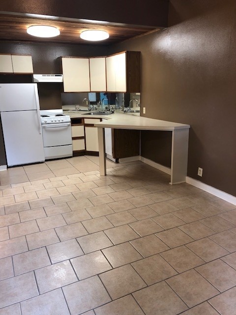 1 bed, 1 bath, 900 sqft, $825, Unit 8366