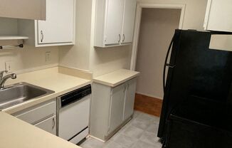 3 beds, 1 bath, $1,700