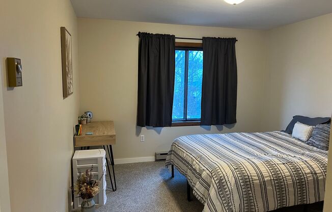 1 bed, 1 bath, $600, Unit 202