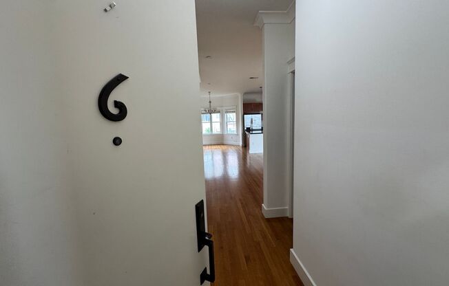 Elegant 2BR Top Floor Penthouse Condo in Prime Nob Hill with 2 Car Garage!