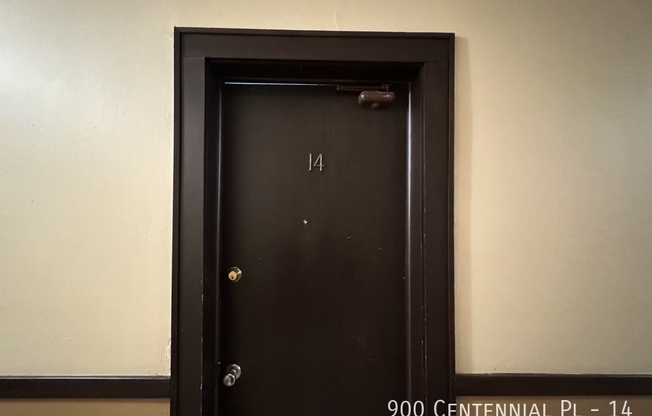 900 CENTENNIAL PL