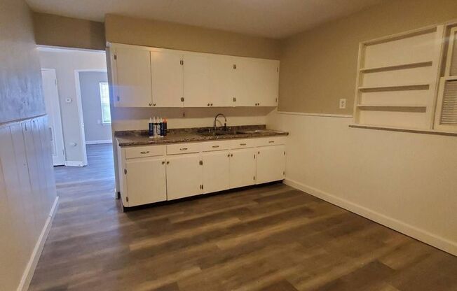 9863 Vickie Pl.| 3 Bedroom, 1.0 Bath with Attached Garage