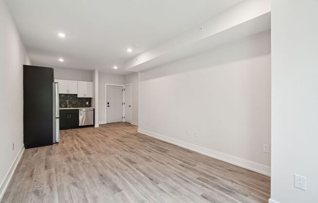 2 beds, 2 baths, 858 sqft, $1,795, Unit E04