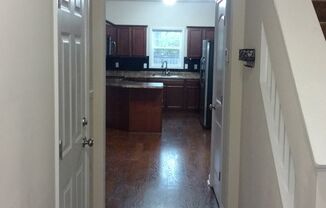 3 beds, 2.5 baths, $1,650