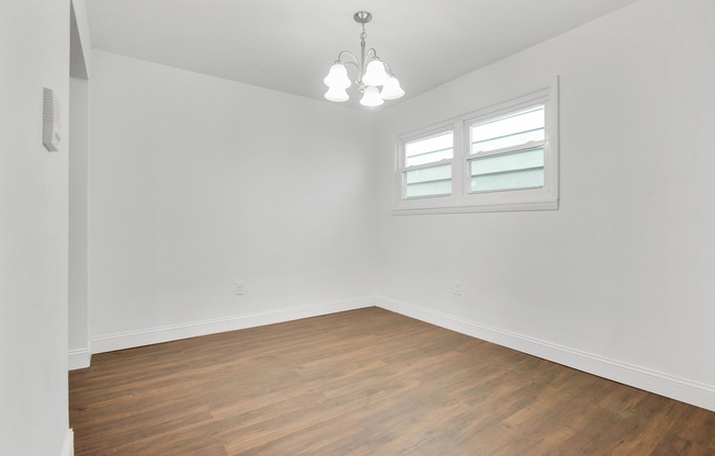 138 CARTERET AVE