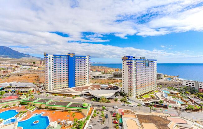 Ocean View Paradise 2BR Condo | Walk to Restaurants | 30+ Night Stay | Playa Paraíso