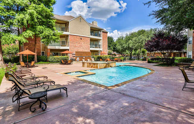 Relaxing pool sundeck at apartments near love Field Airport