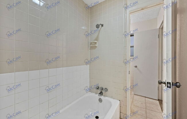 3 beds, 1.5 baths, 1,216 sqft, $1,690